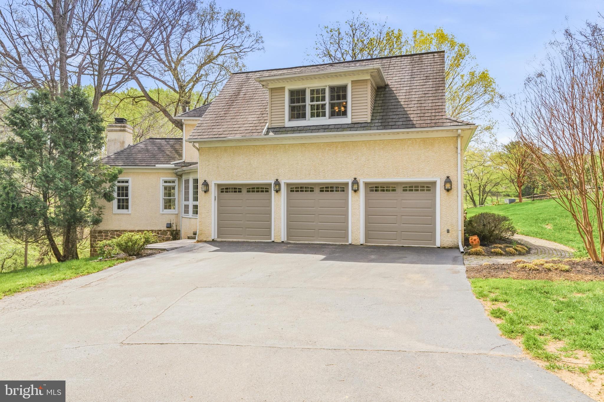 310 BUTTONWOOD ROAD