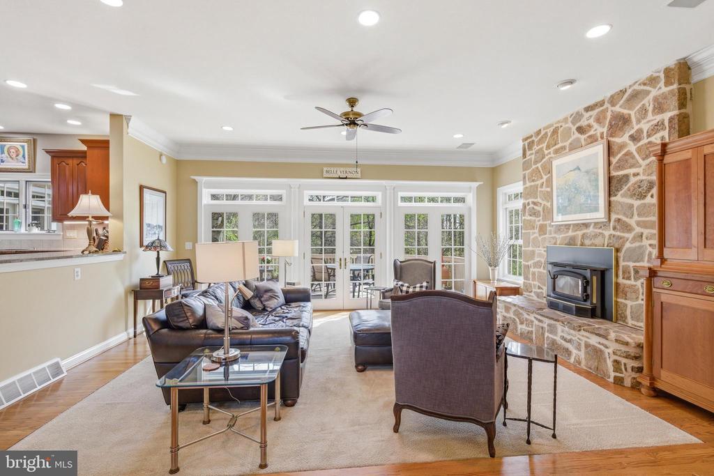310 BUTTONWOOD ROAD
