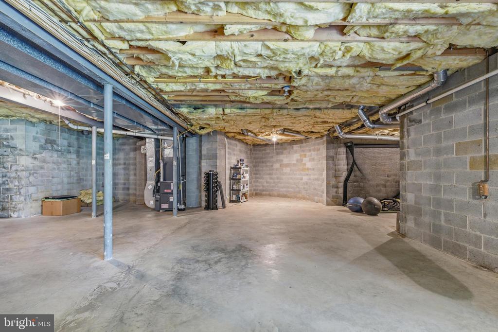 310 BUTTONWOOD ROAD