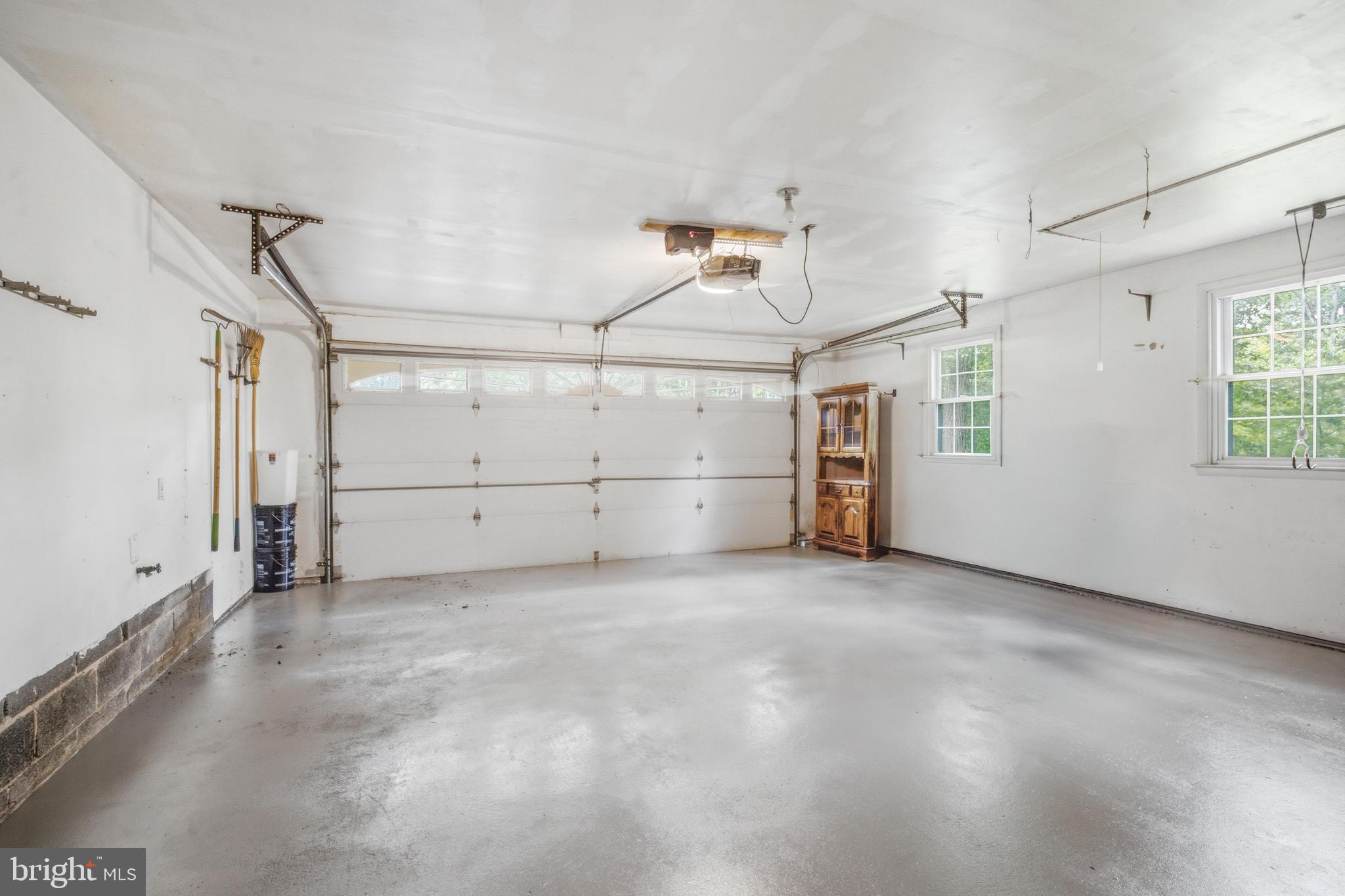1023 MILLSTREAM DRIVE