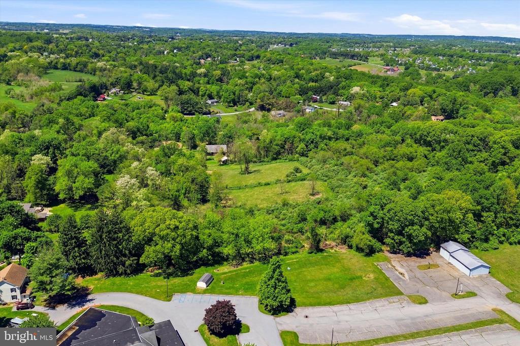 2275 STRASBURG ROAD