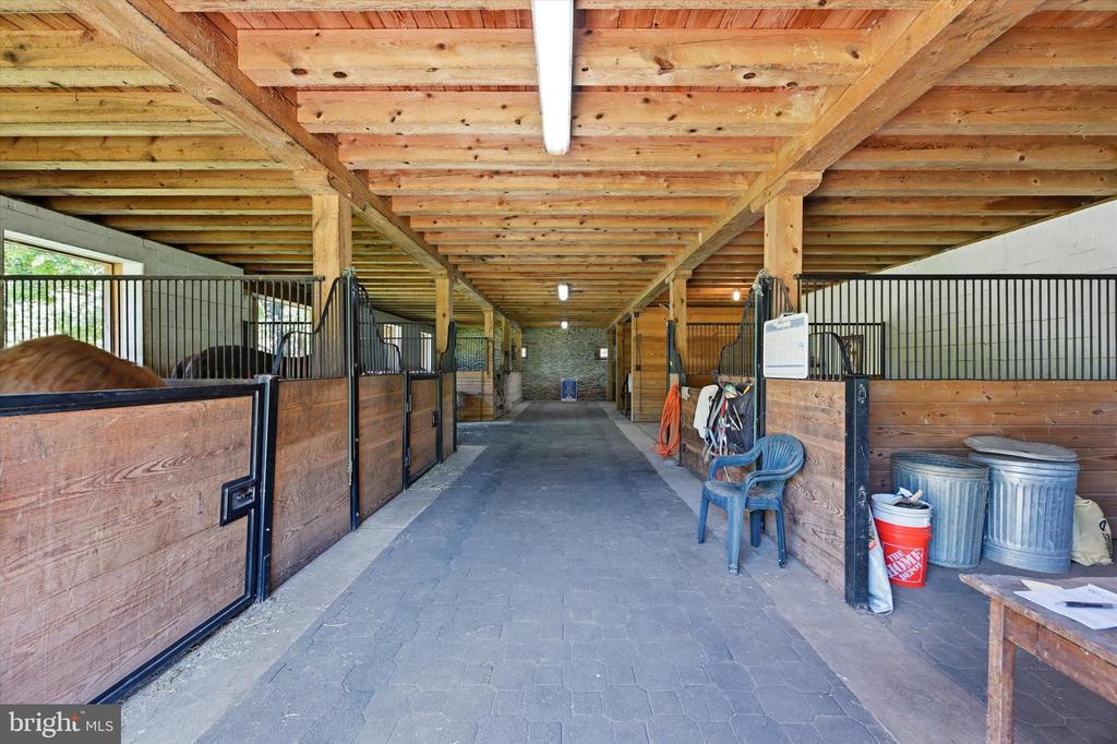 2275 STRASBURG ROAD