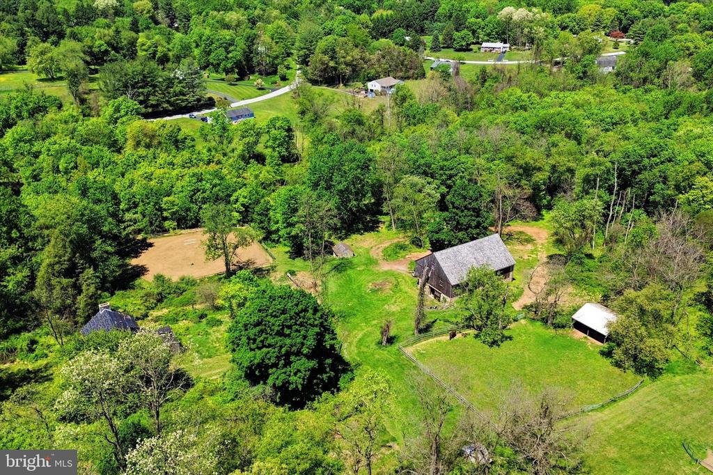 2275 STRASBURG ROAD