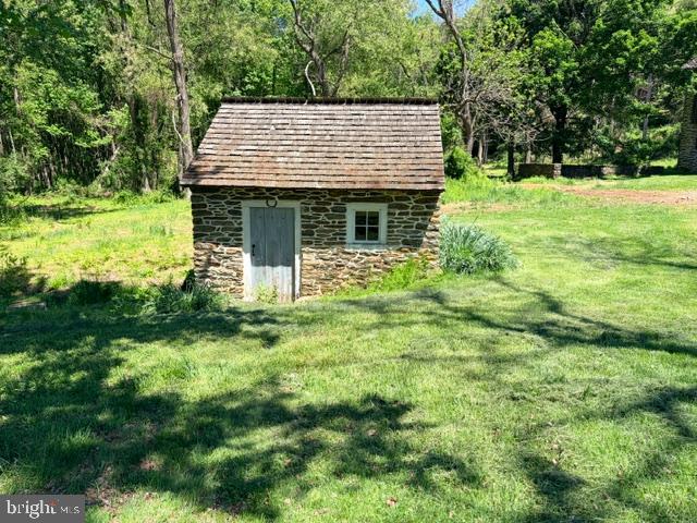 2275 STRASBURG ROAD