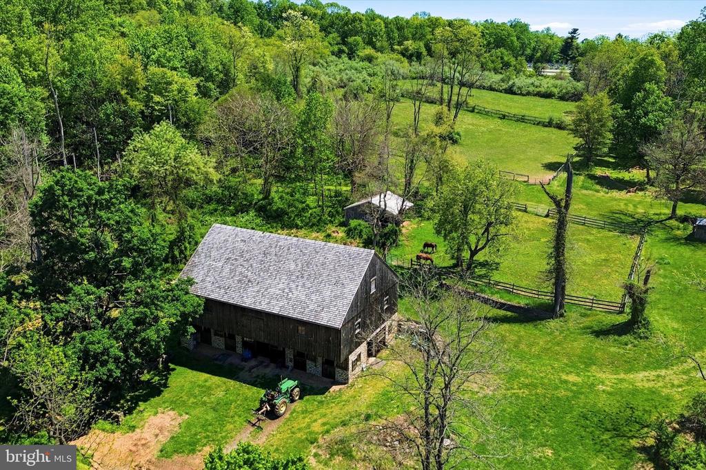 2275 STRASBURG ROAD