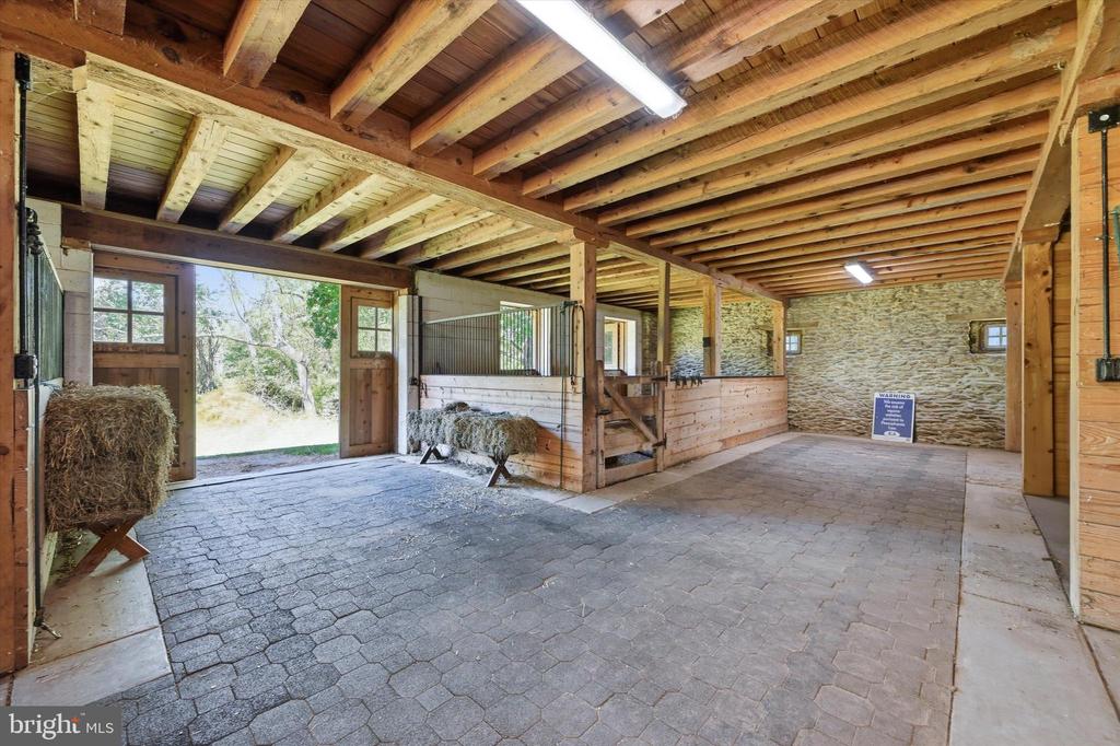 2275 STRASBURG ROAD