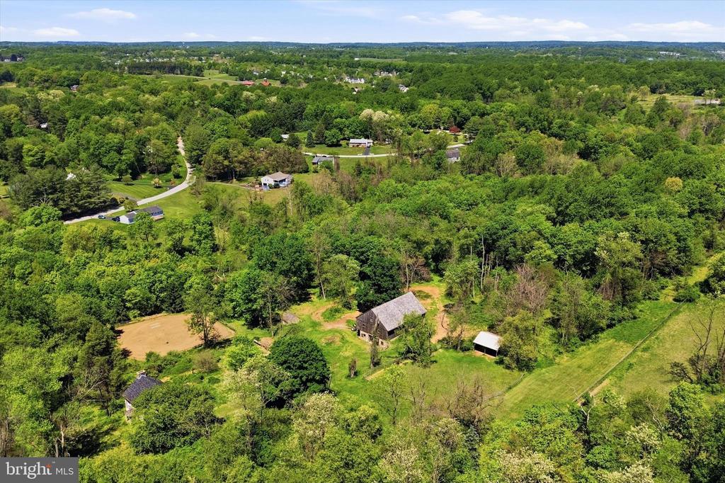 2275 STRASBURG ROAD