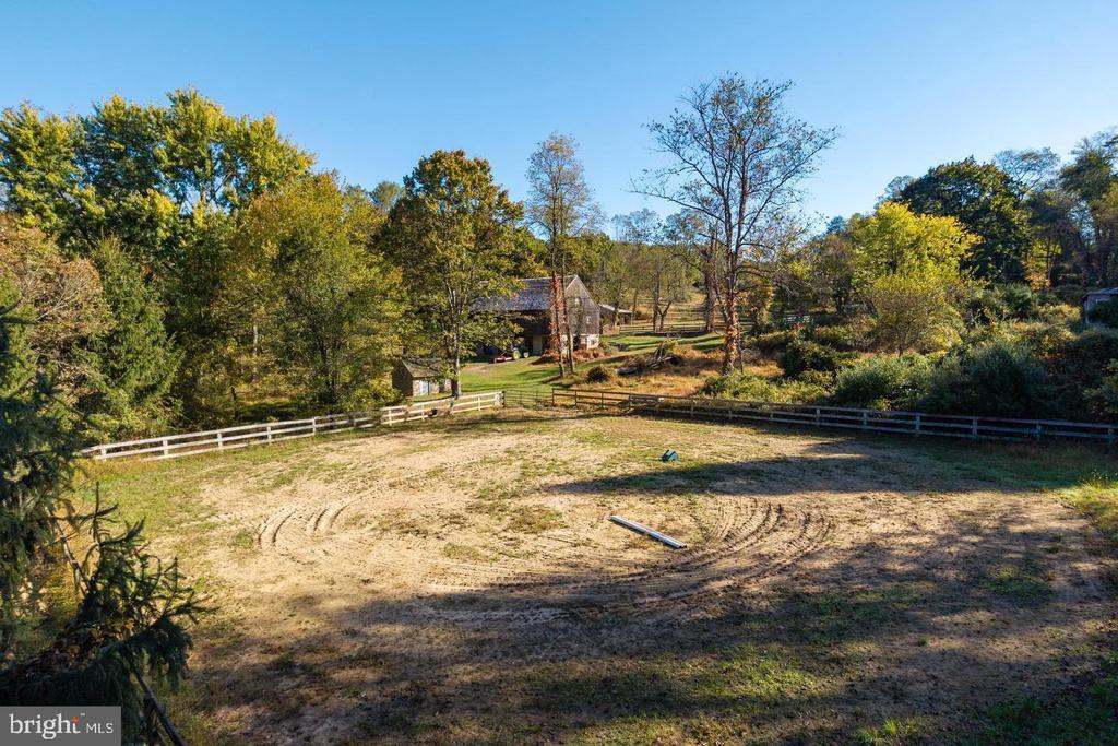 2275 STRASBURG ROAD
