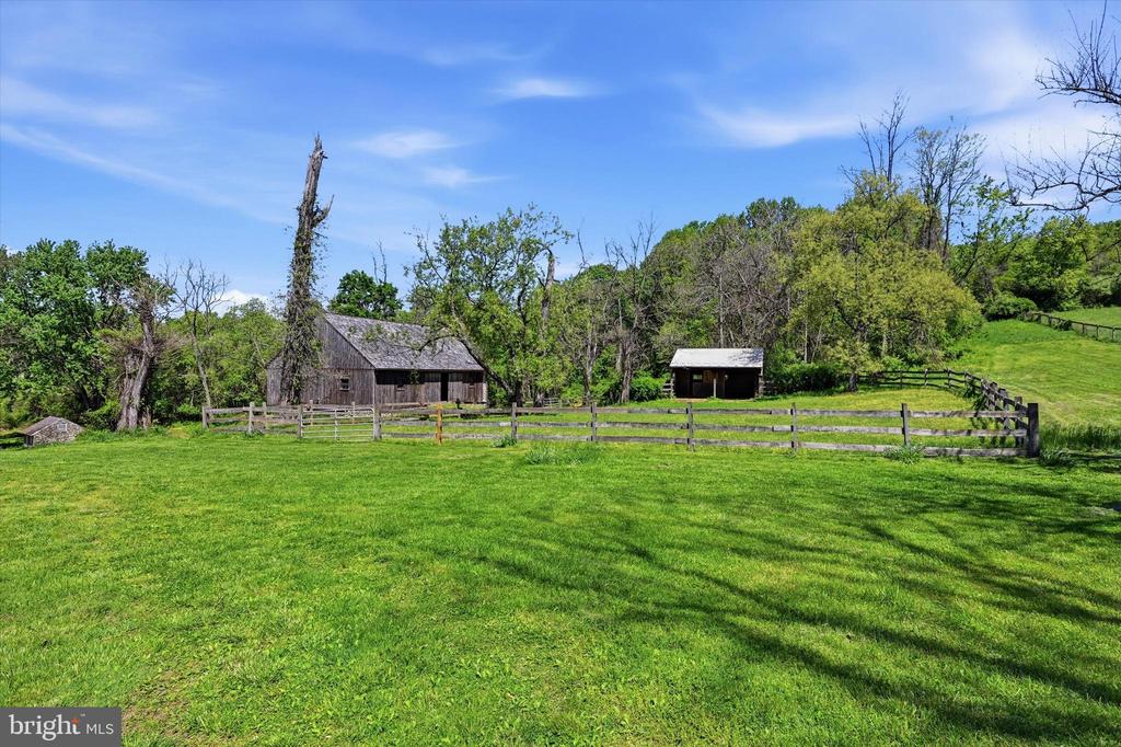 2275 STRASBURG ROAD