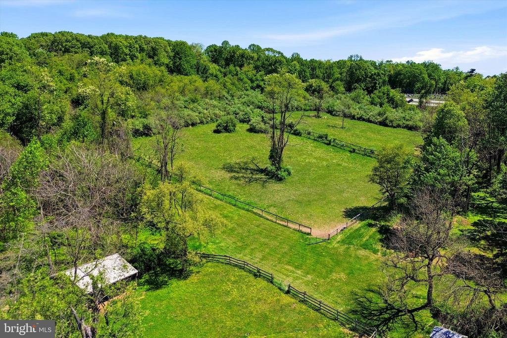 2275 STRASBURG ROAD