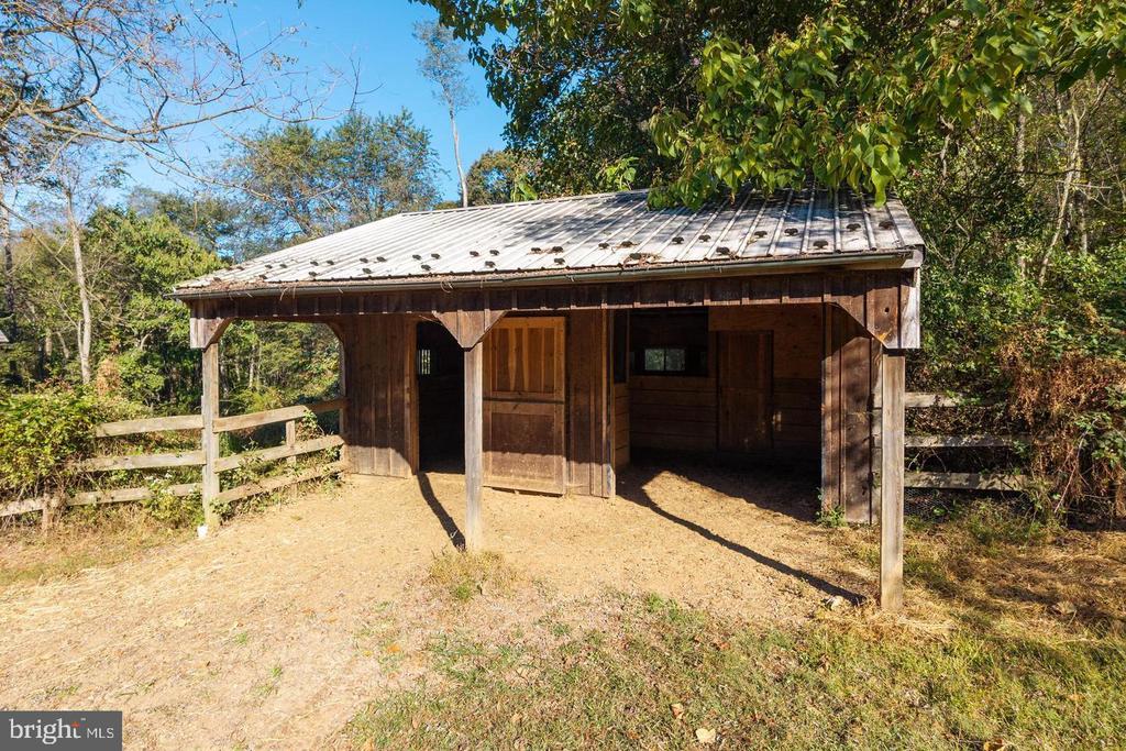 2275 STRASBURG ROAD