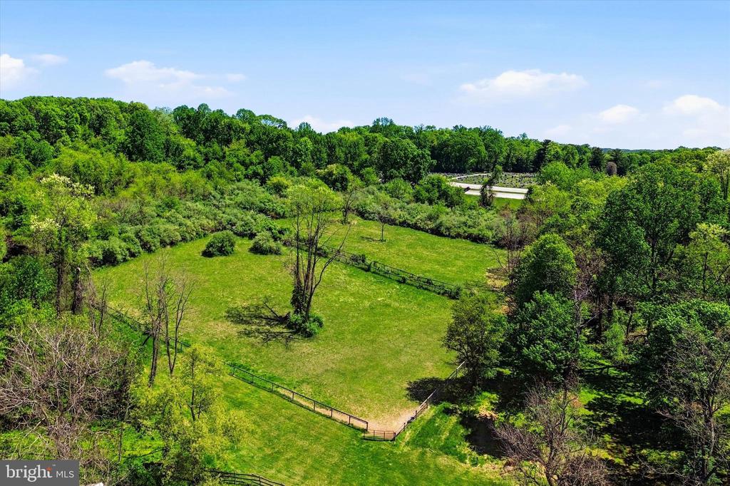 2275 STRASBURG ROAD
