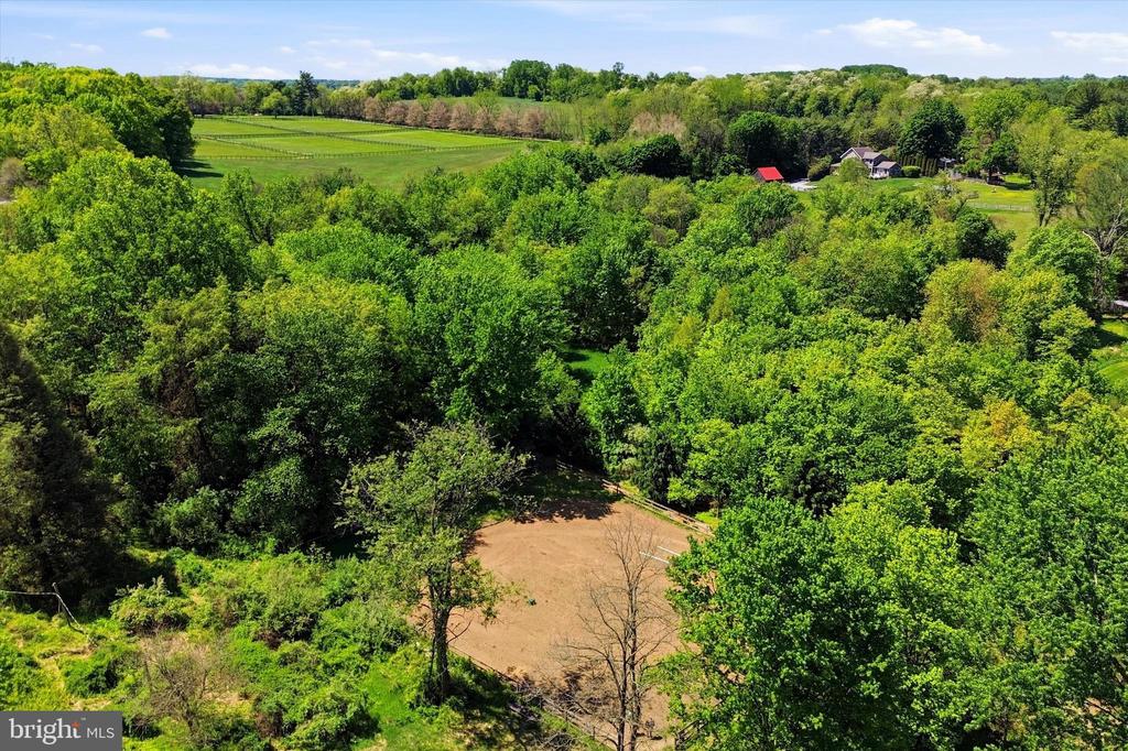 2275 STRASBURG ROAD