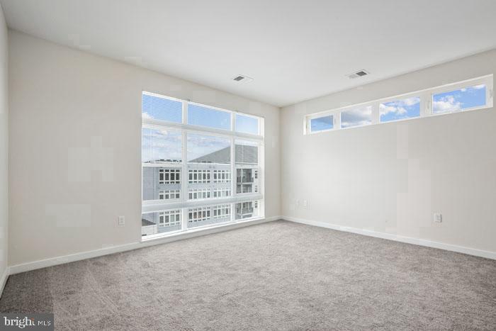 131 BRIDGE STREET Unit: 1414