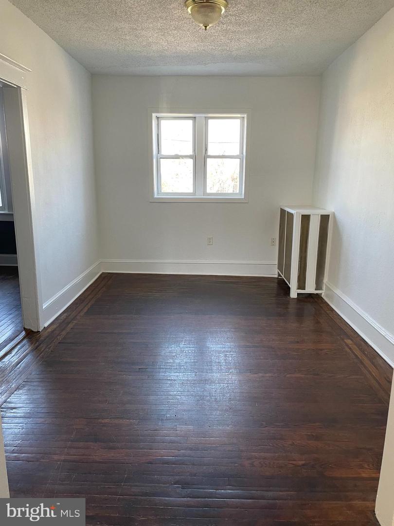 109 LAFAYETTE AVENUE