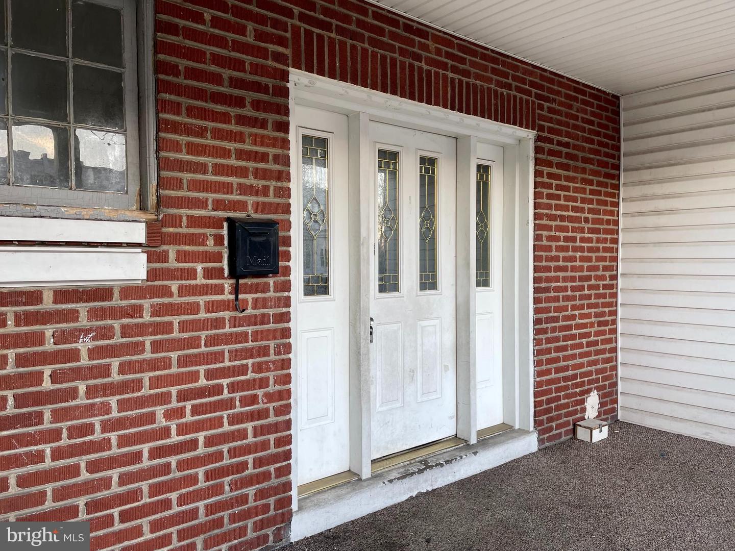 109 LAFAYETTE AVENUE