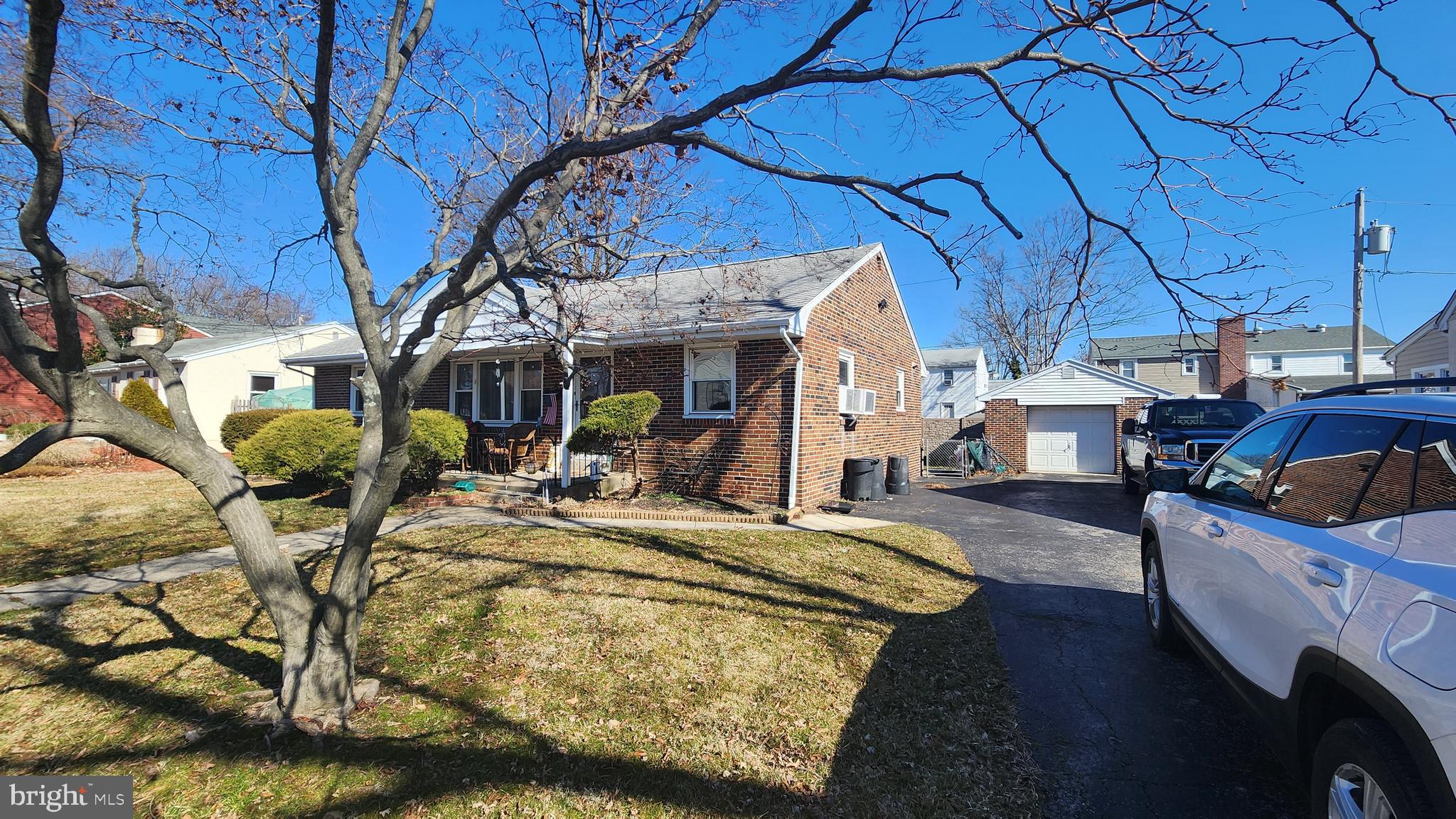 536 Sylvania Ave