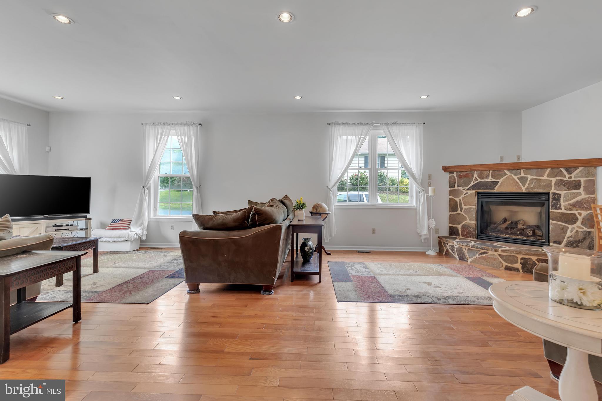 316 Blakeley Rd