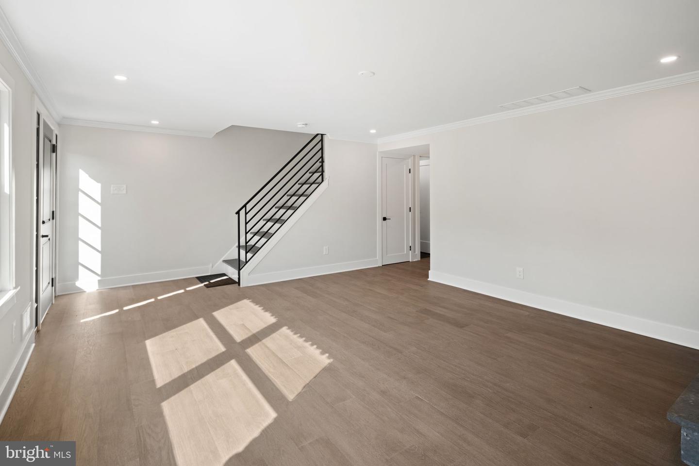 328 Francis Dr