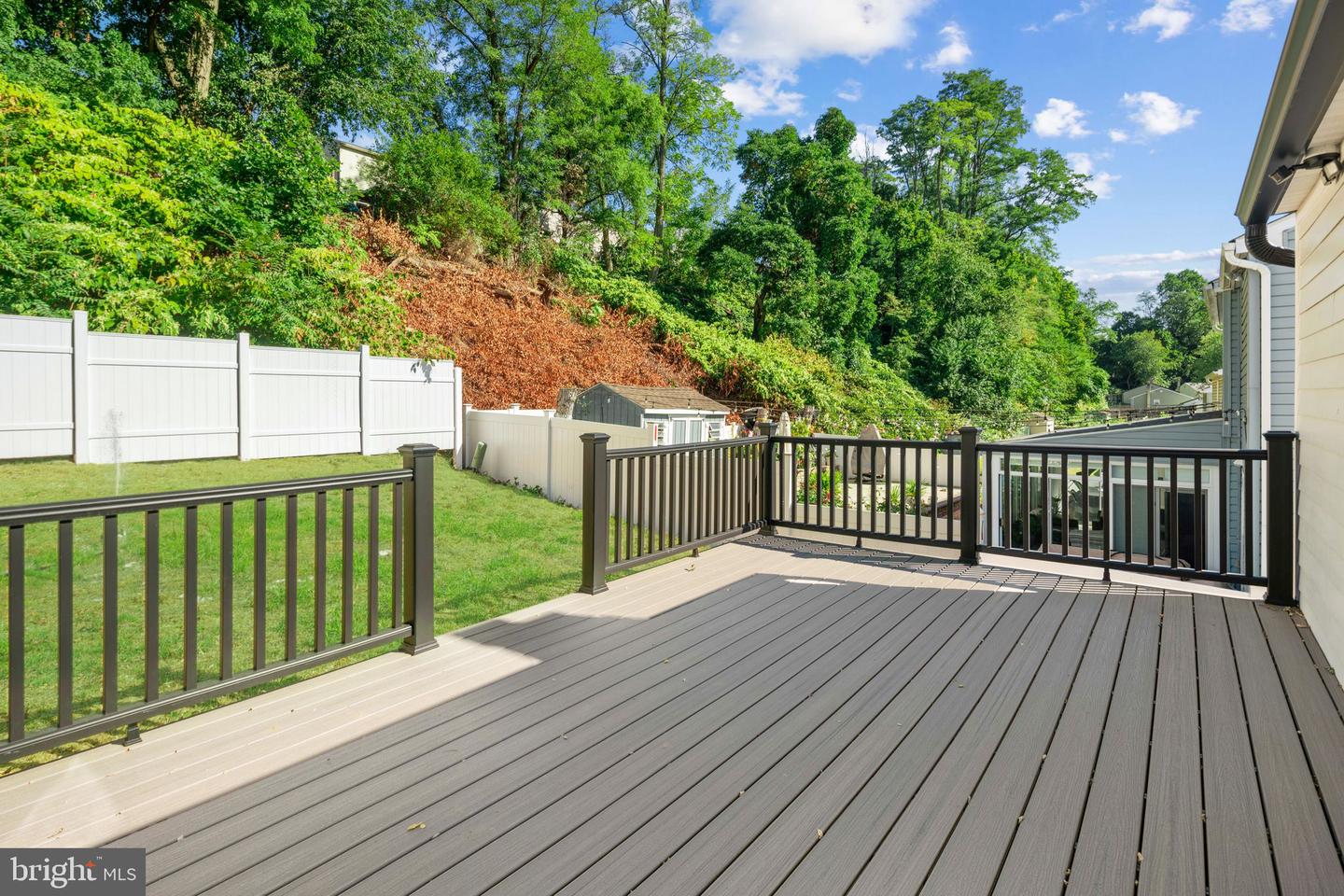 328 Francis Dr