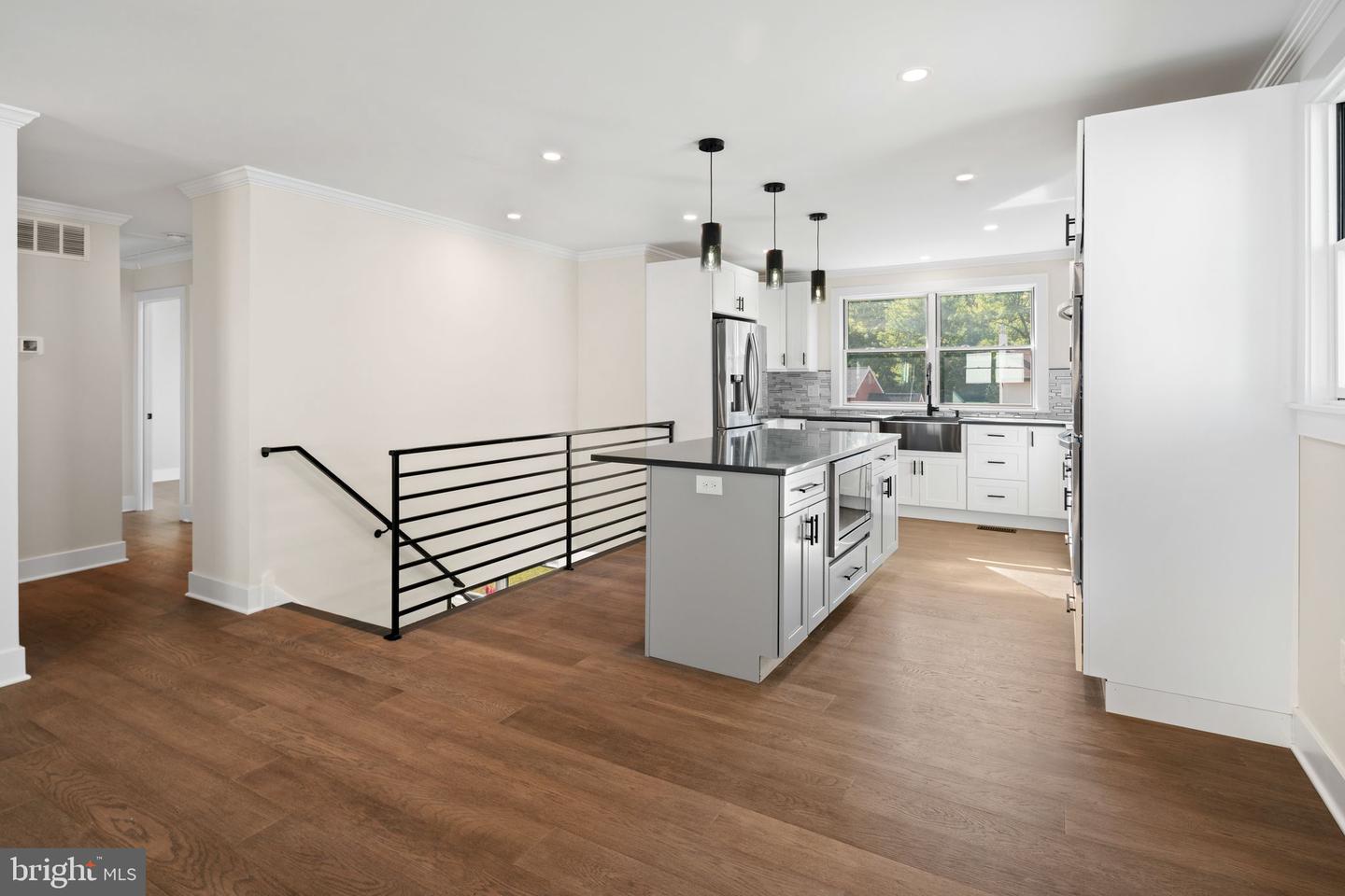 328 Francis Dr