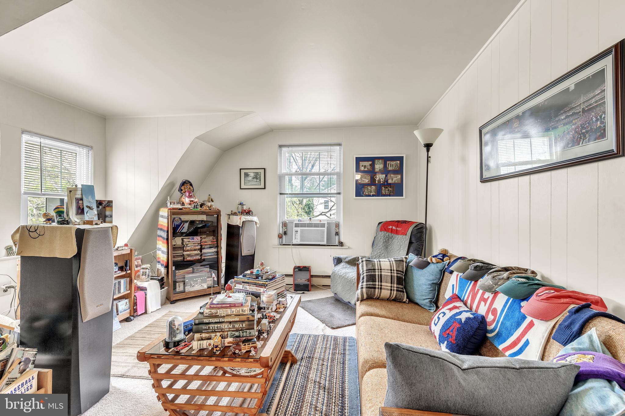 29 S New Middletown Rd