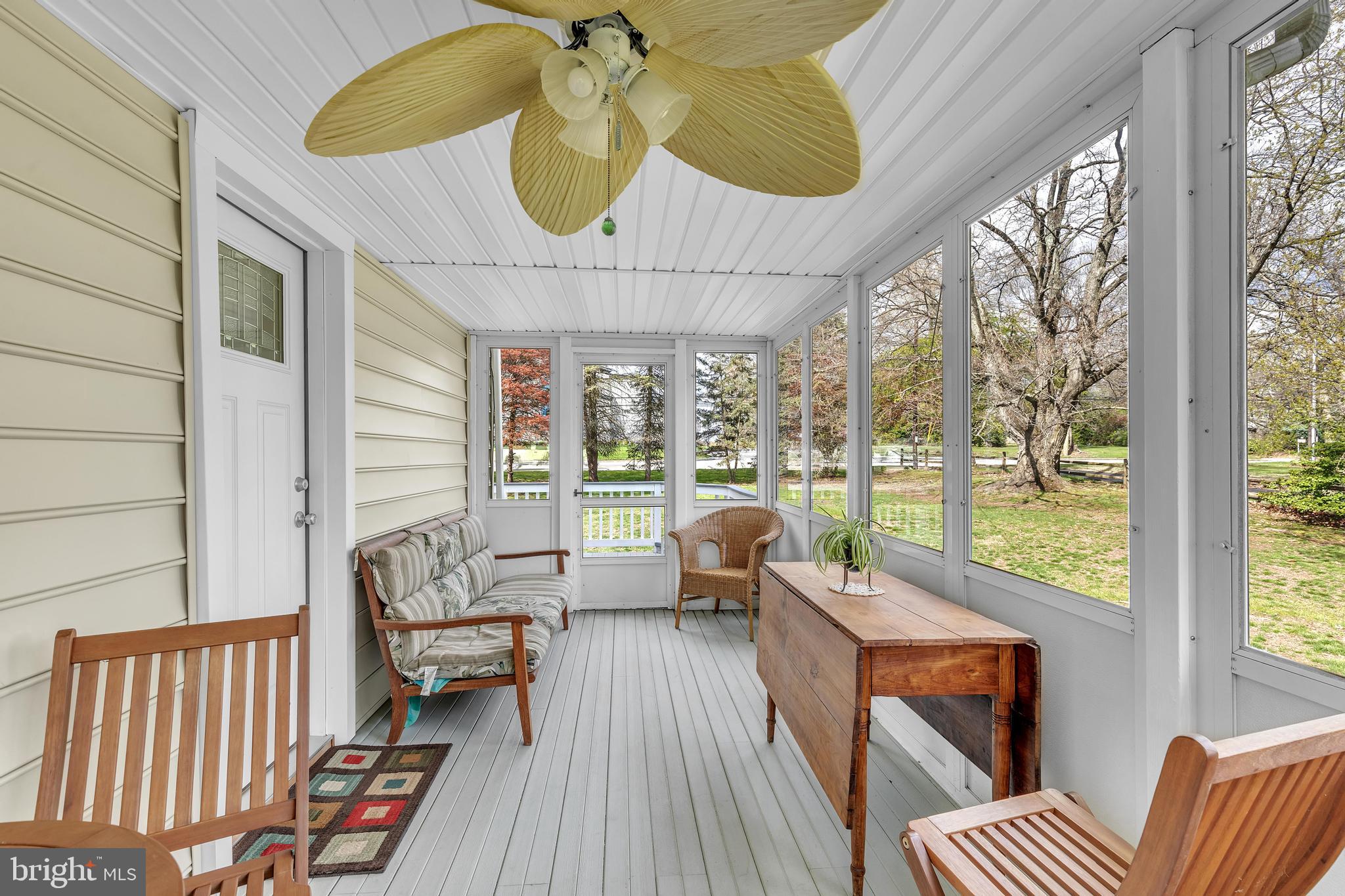 29 S New Middletown Rd