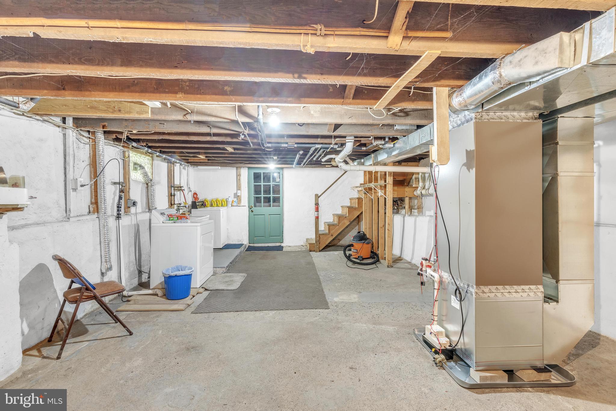 29 S New Middletown Rd