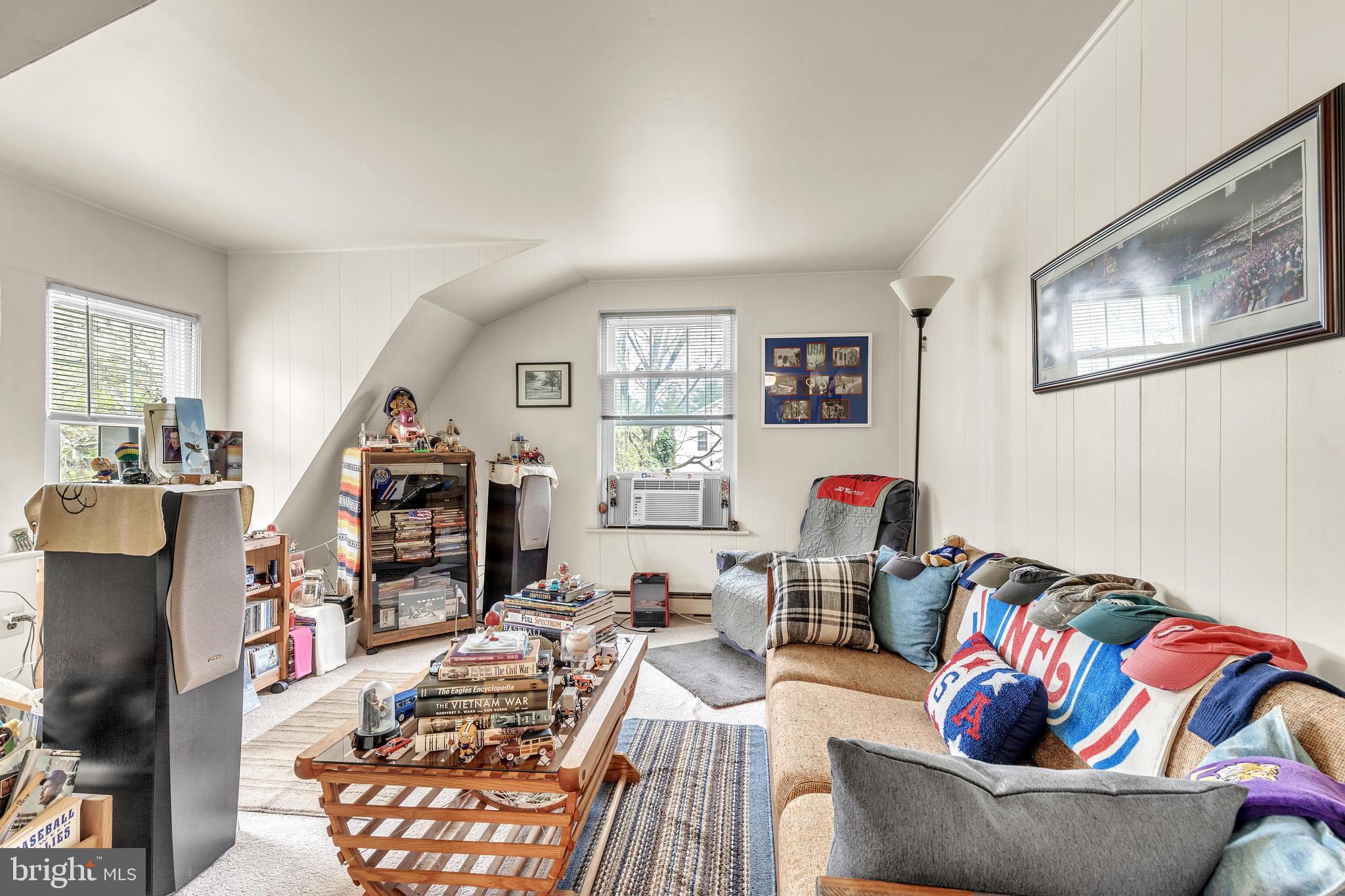 29 S New Middletown Rd