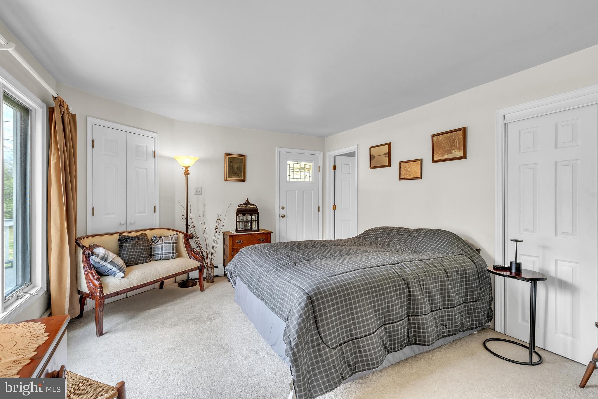 29 S New Middletown Rd