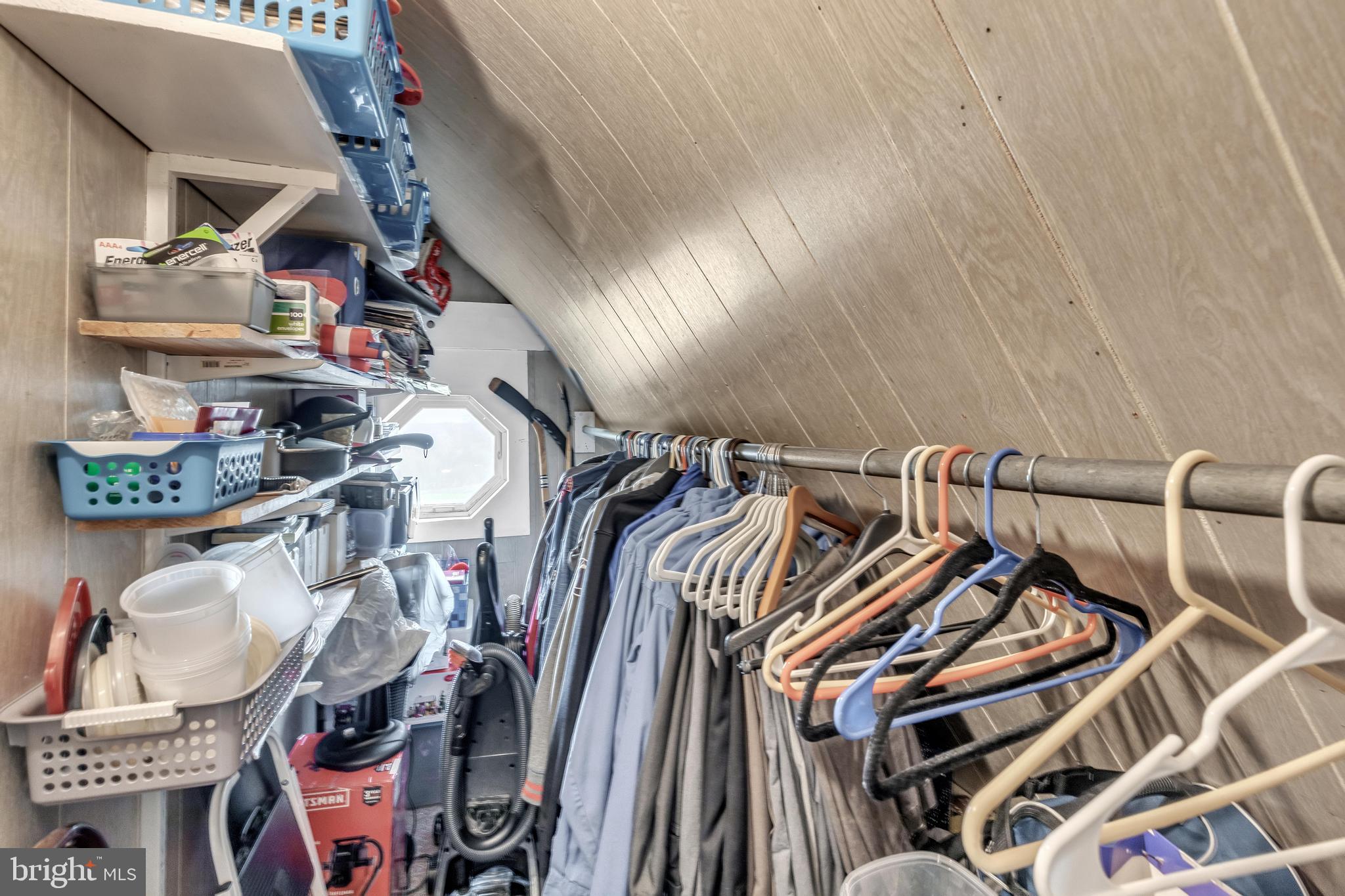 29 S New Middletown Rd