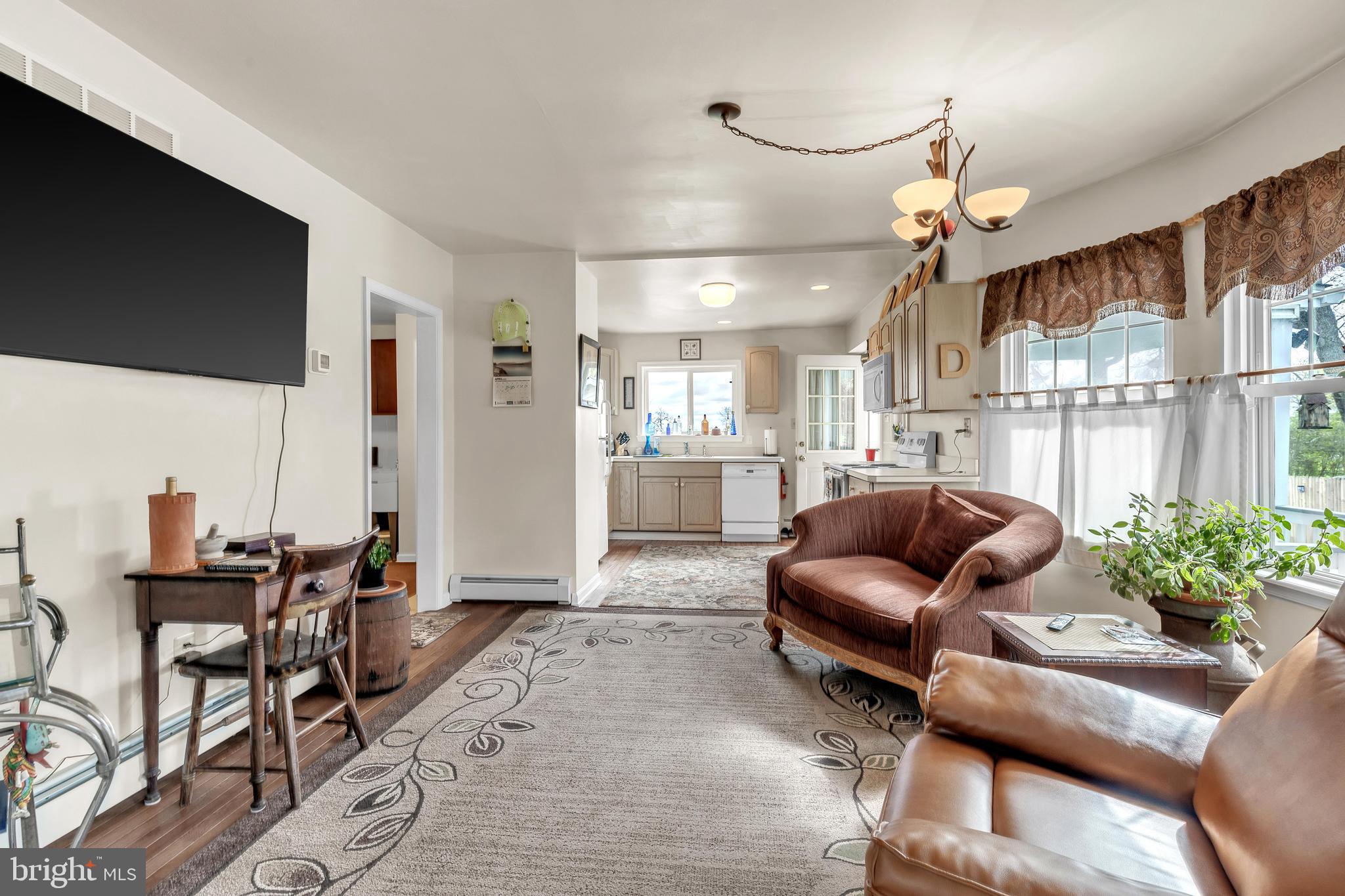 29 S New Middletown Rd