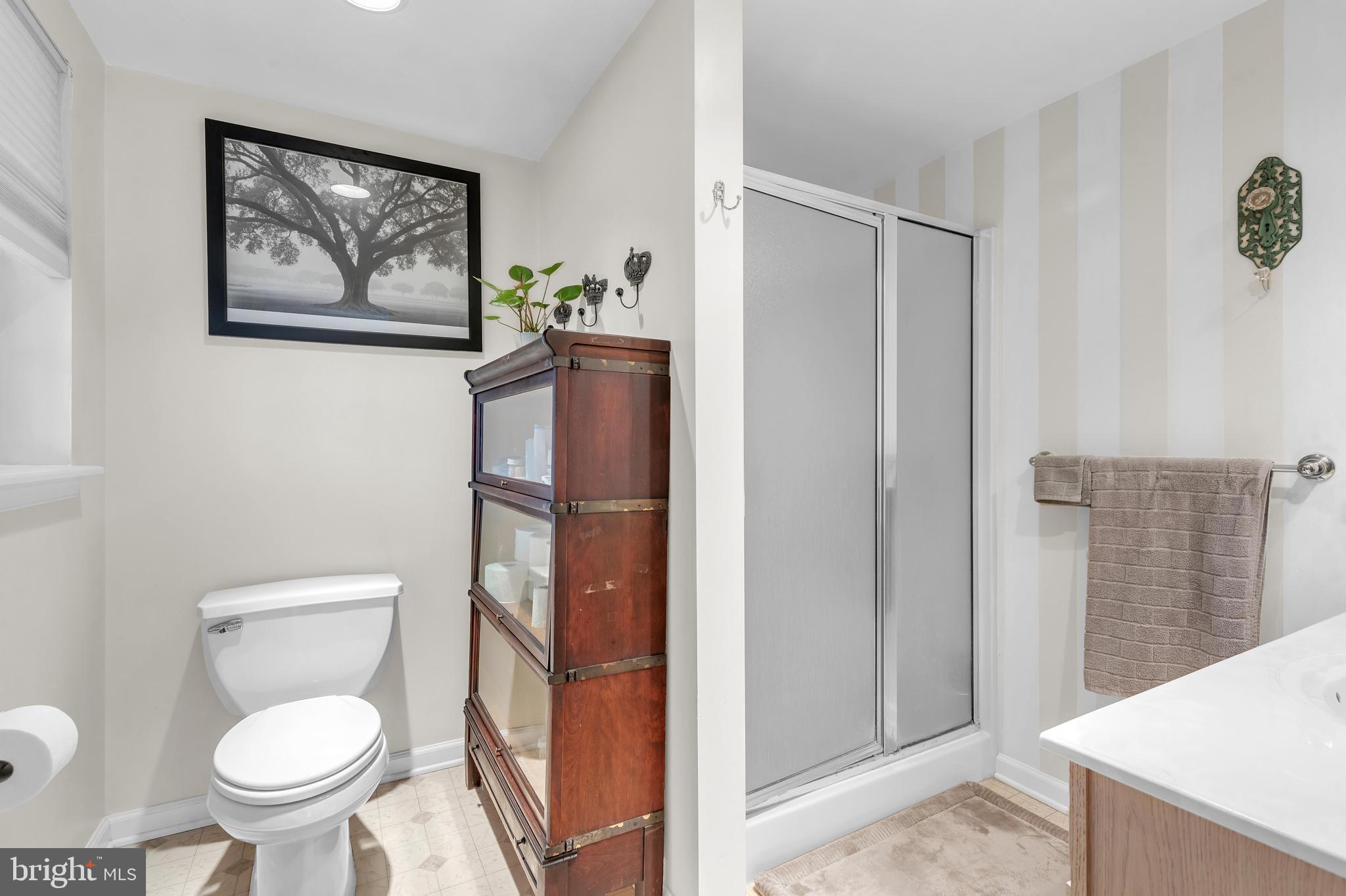 29 S New Middletown Rd