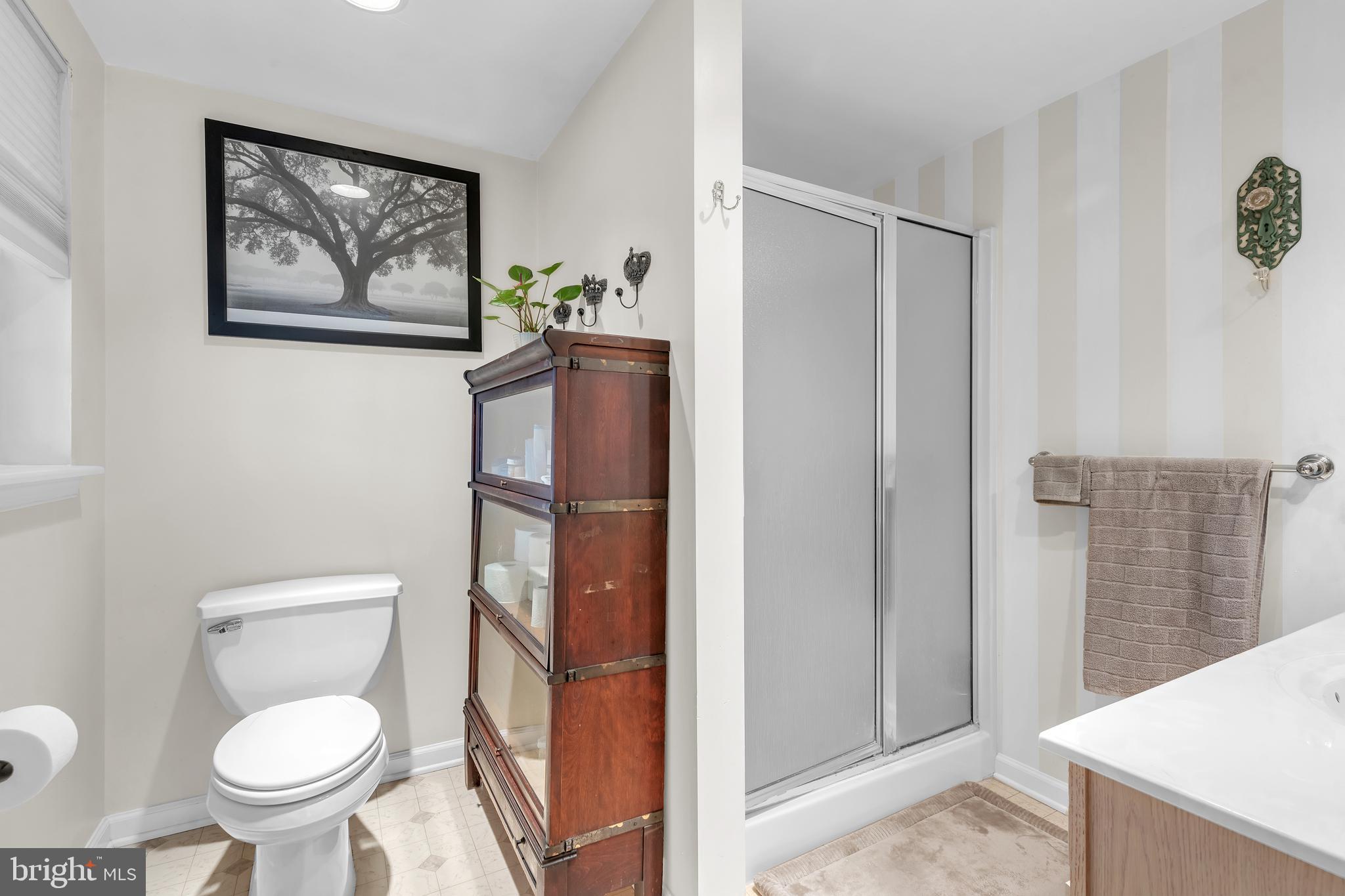 29 S New Middletown Rd