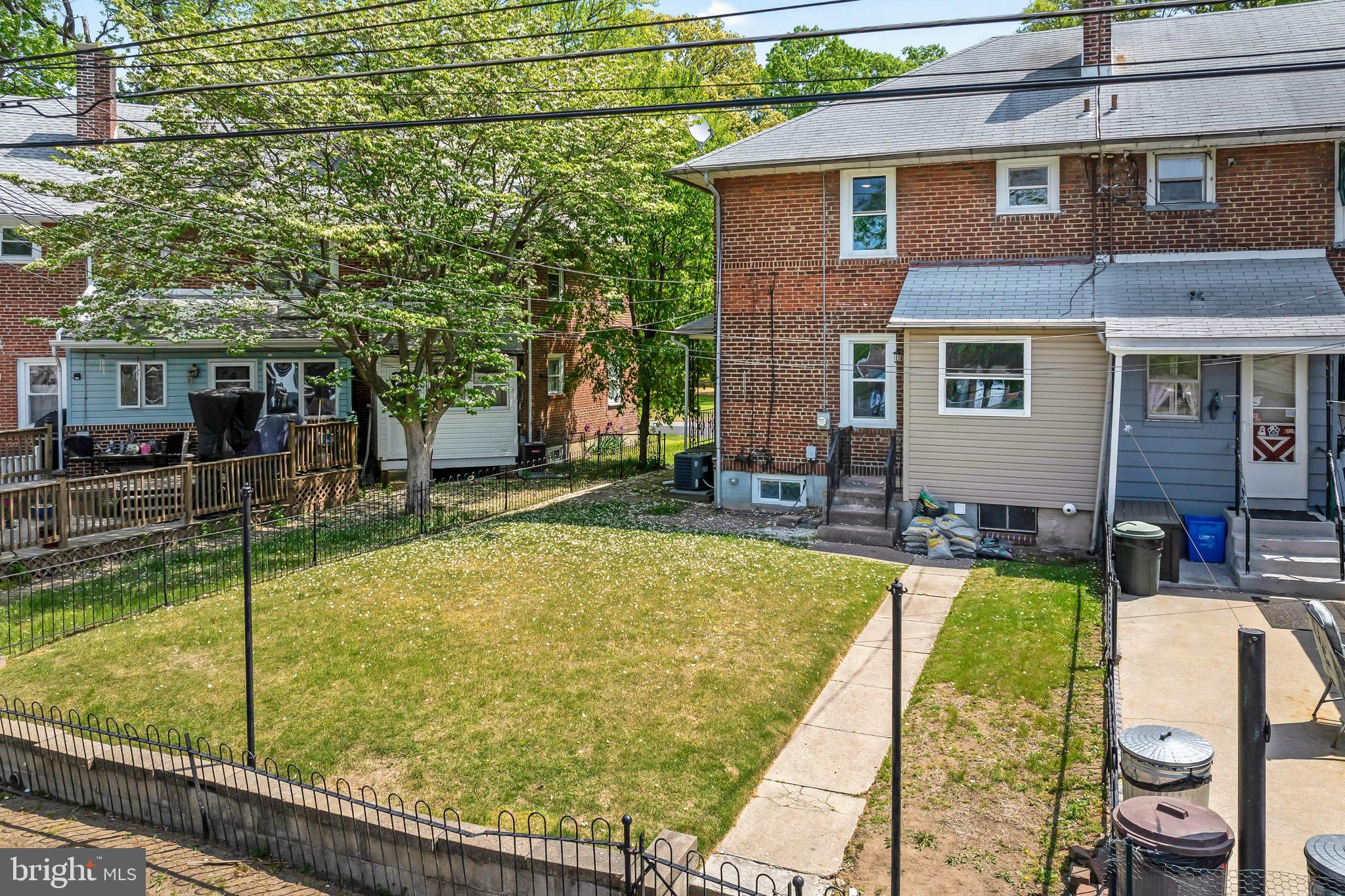 615 Jansen Ave