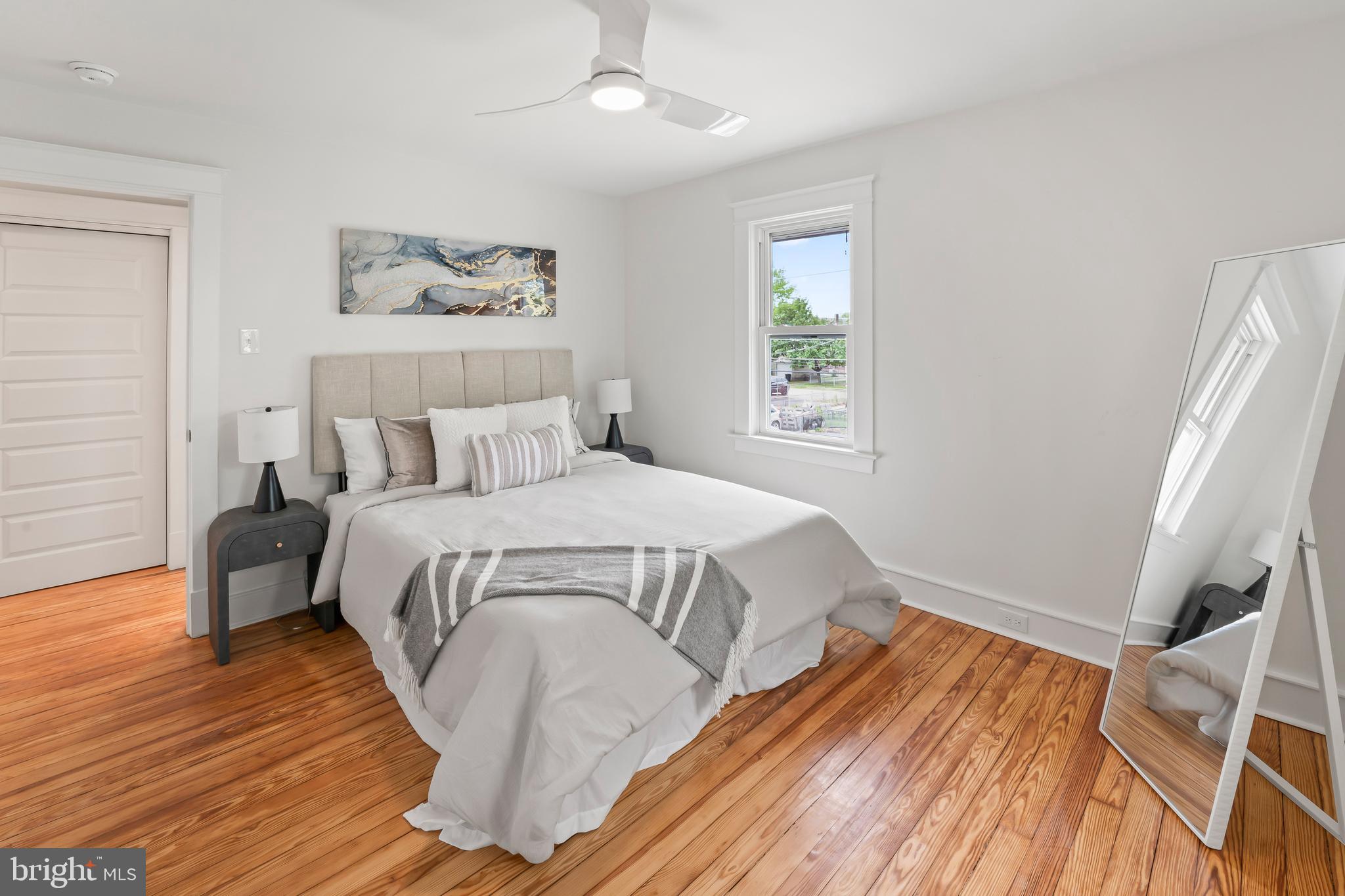615 Jansen Ave