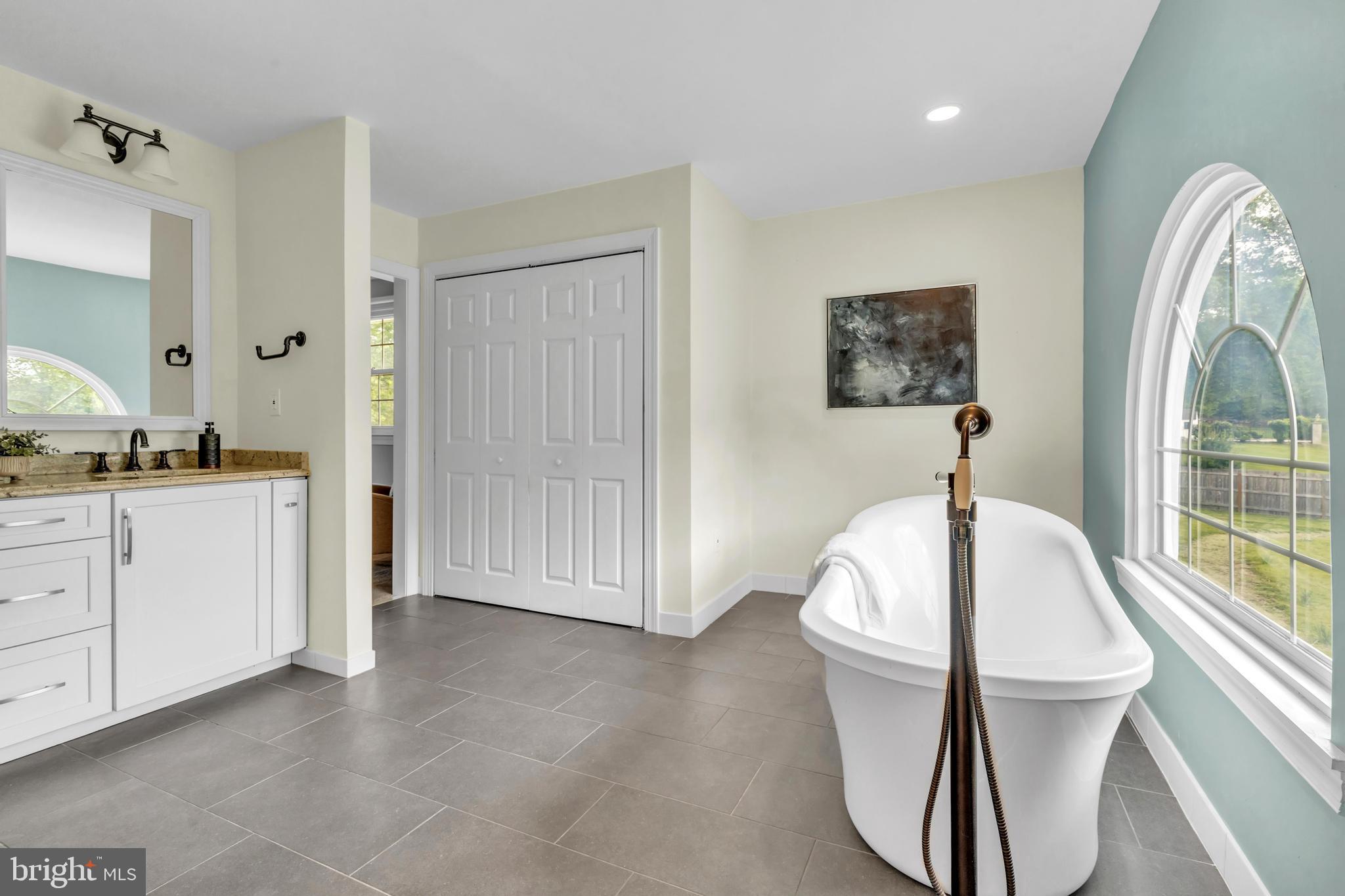 254 Old Gradyville Rd