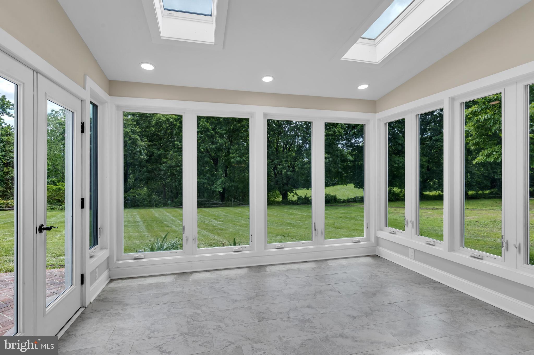 254 Old Gradyville Rd