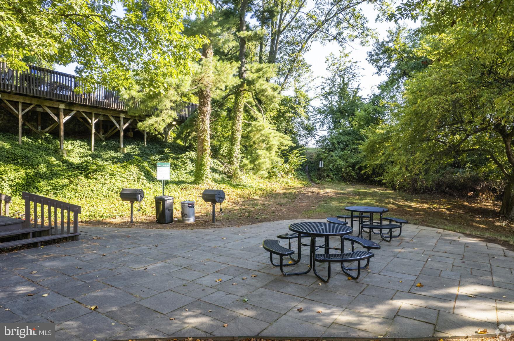 284 IVEN AVE #1B-286-2C