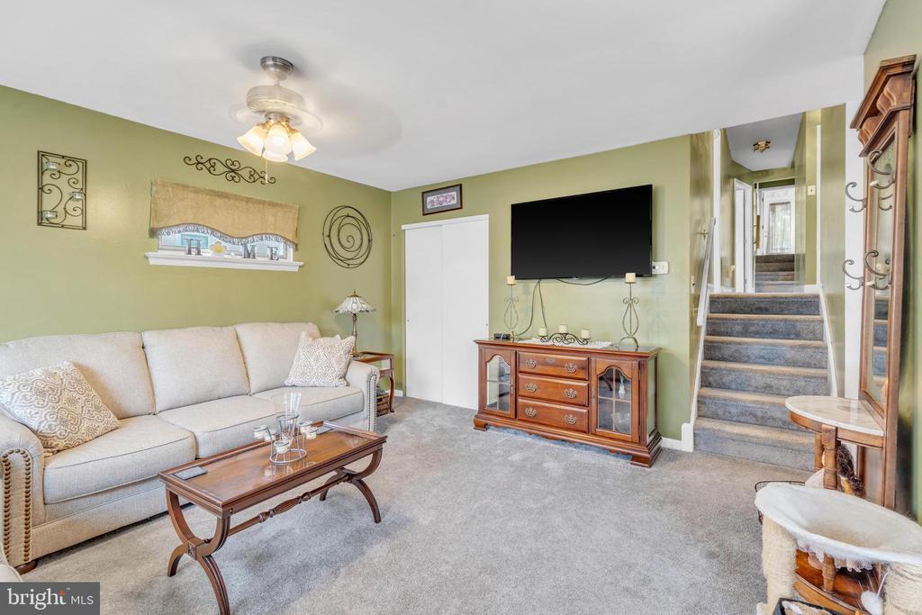 1631 Holmes Ave