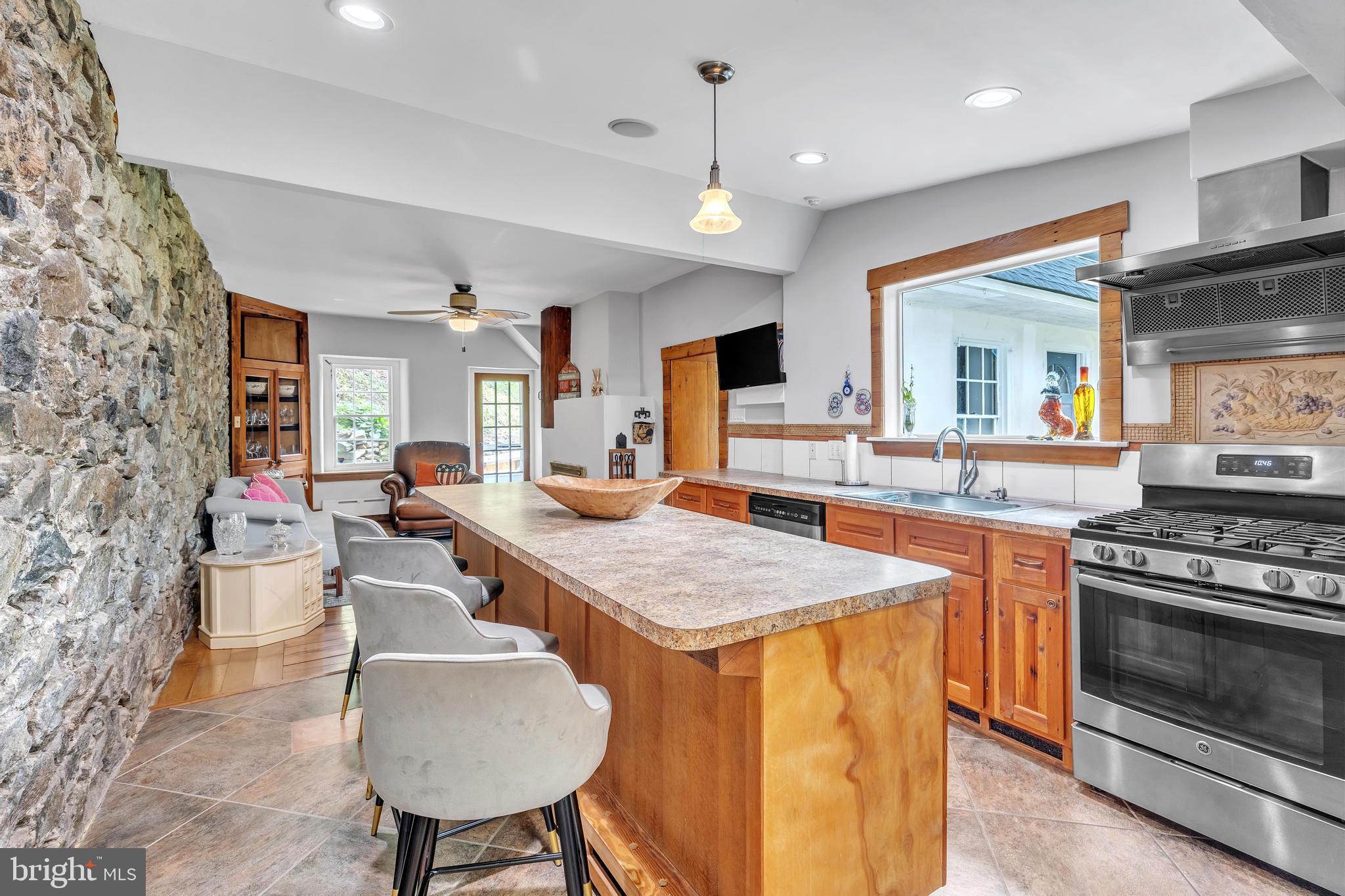 277 W Baltimore Pike