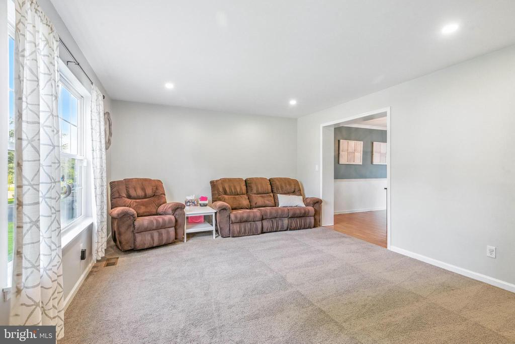 3823 Foulk Rd