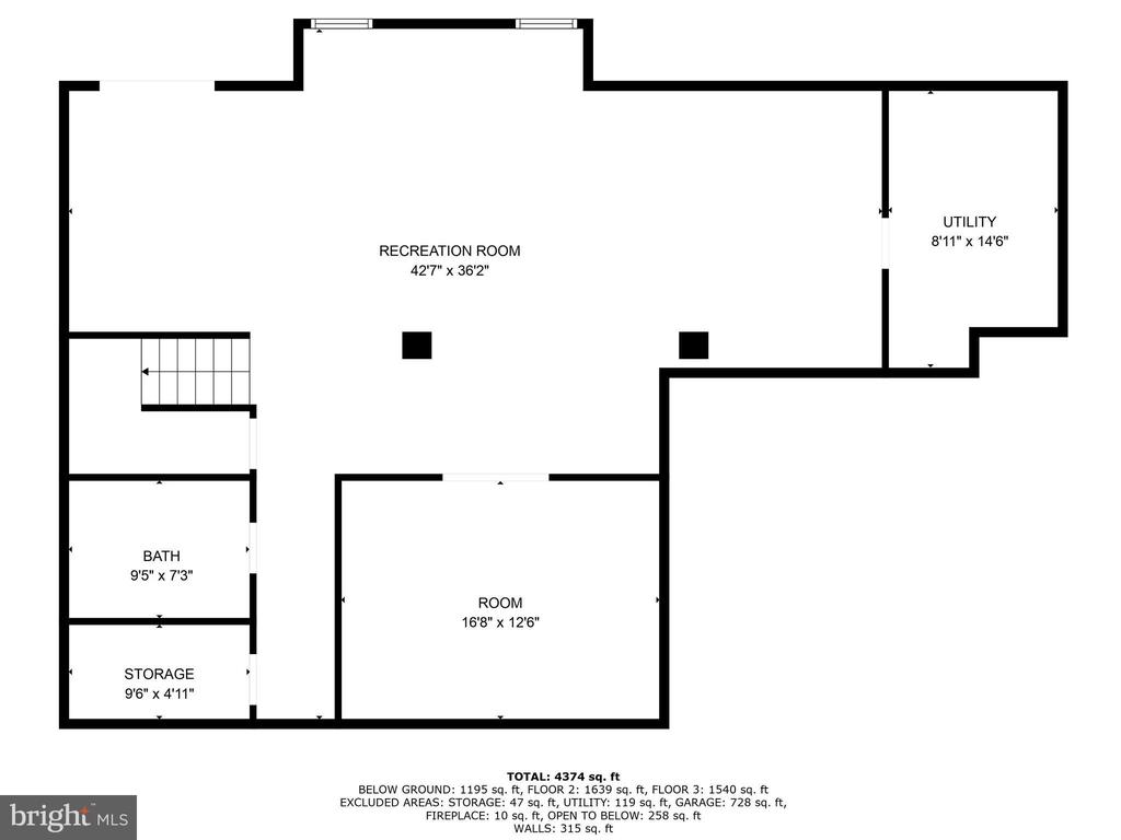 24 Oakmont Cir