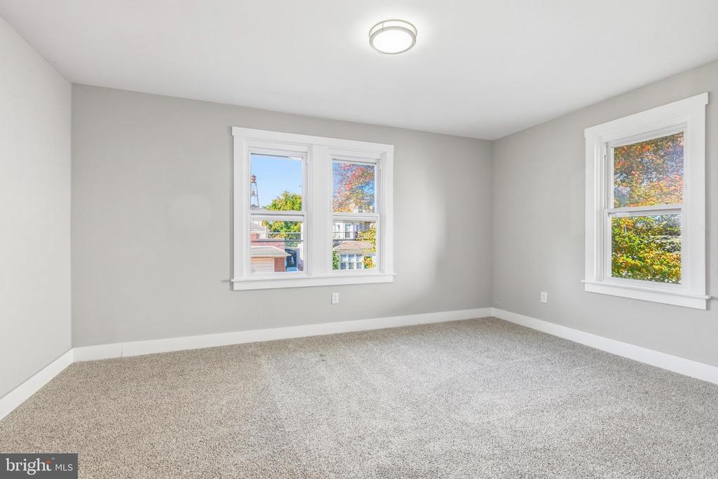 1637 HUDDELL