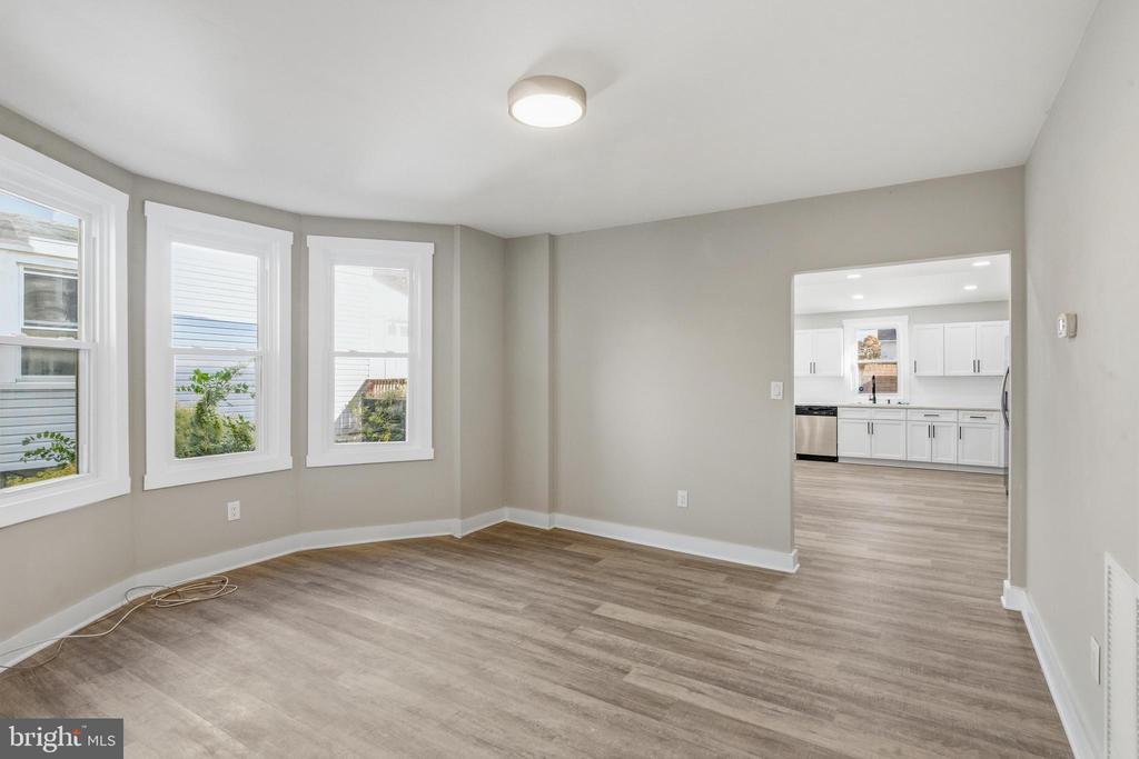 1637 HUDDELL