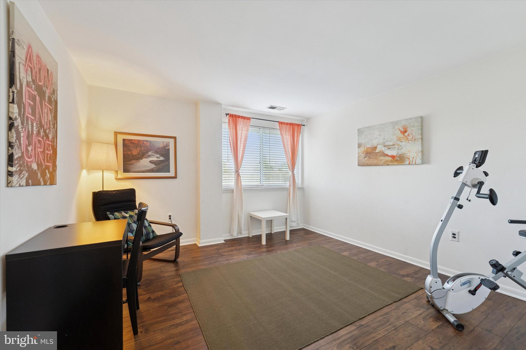 501 N PROVIDENCE ROAD 411