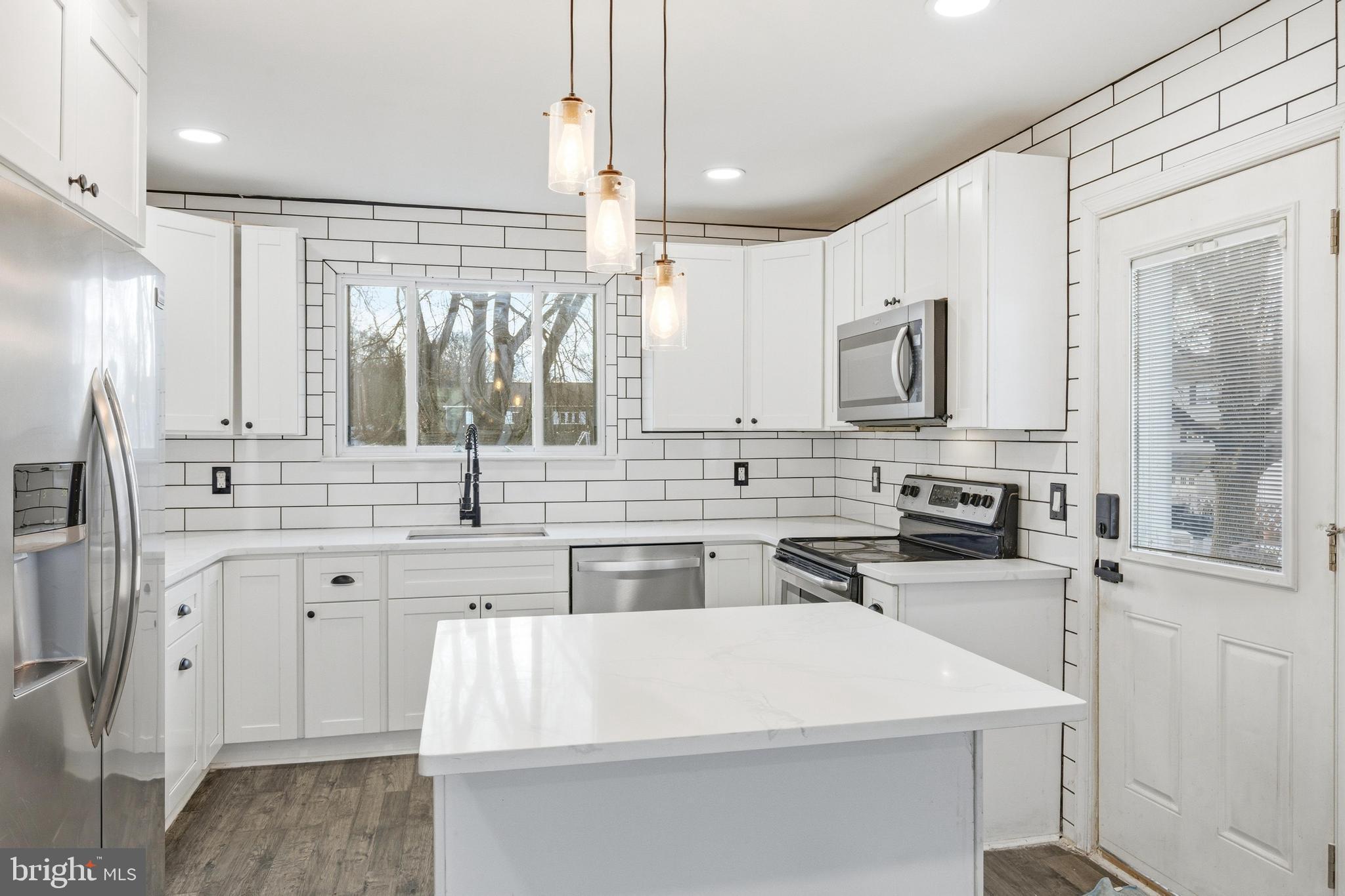 2238 BLUEBALL AVENUE