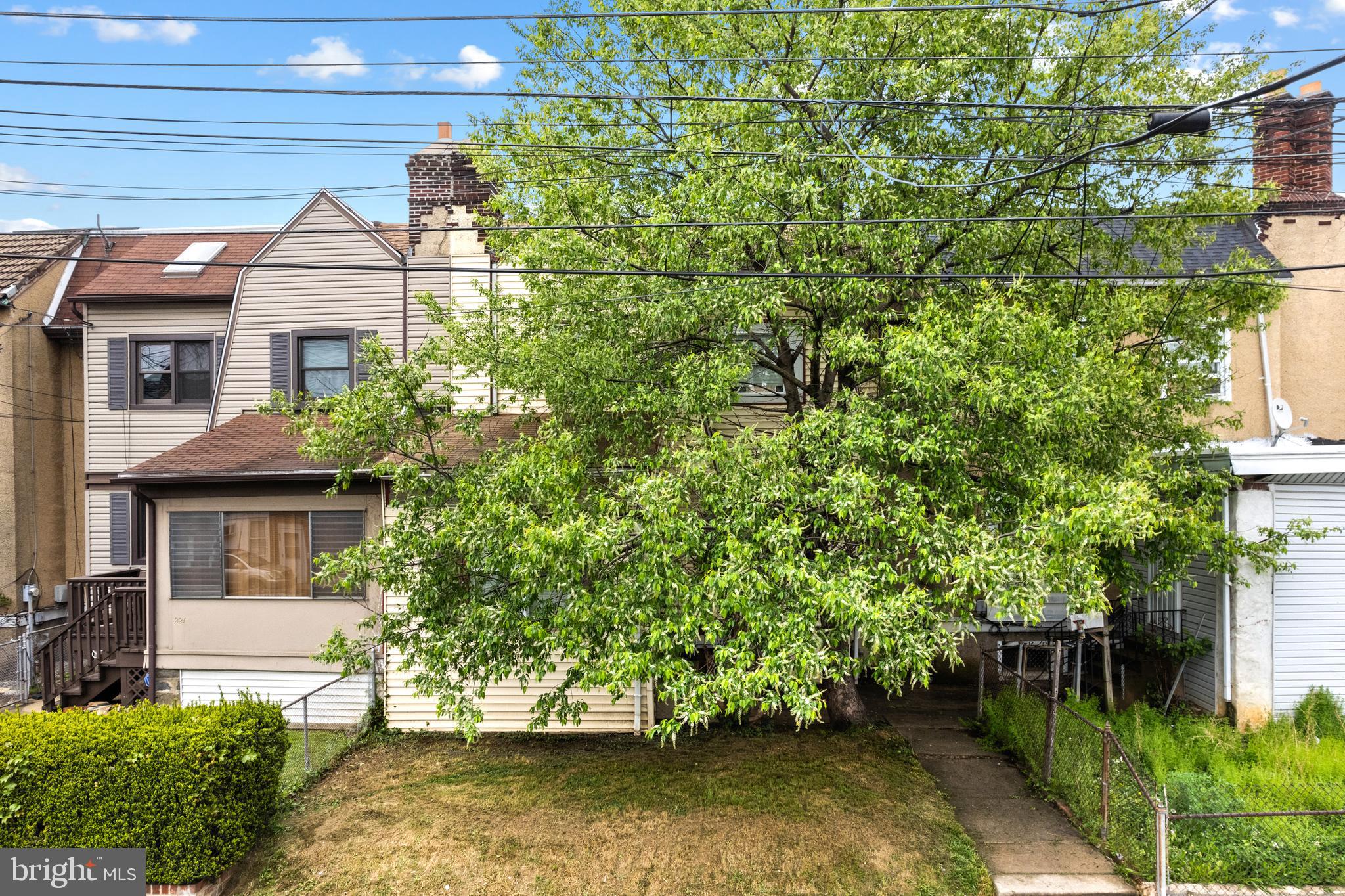 223 LONG LANE