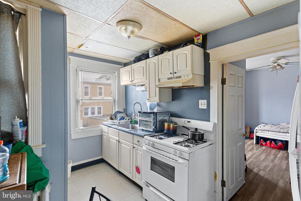 223 LONG LANE