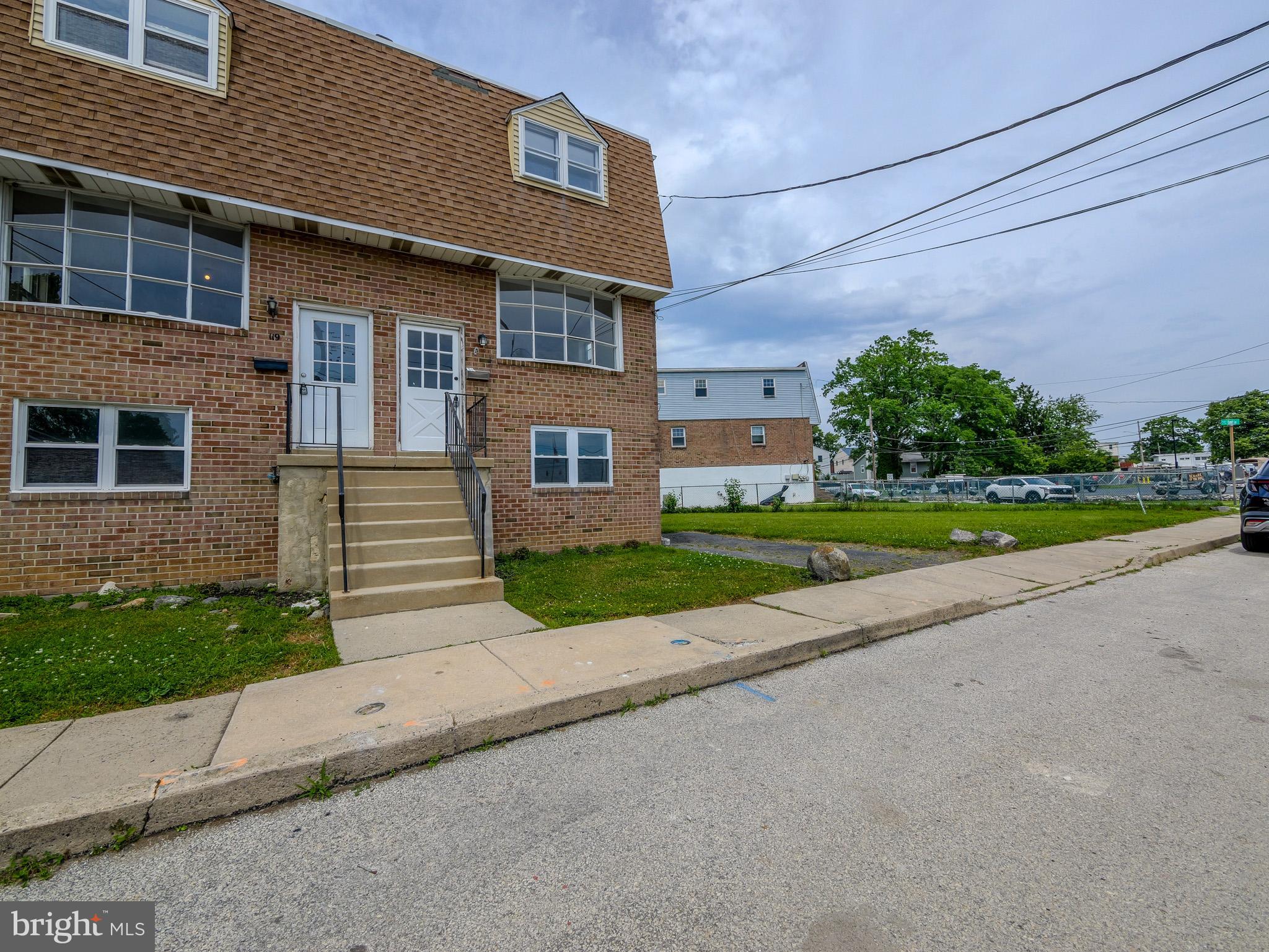 117 EAST LANE